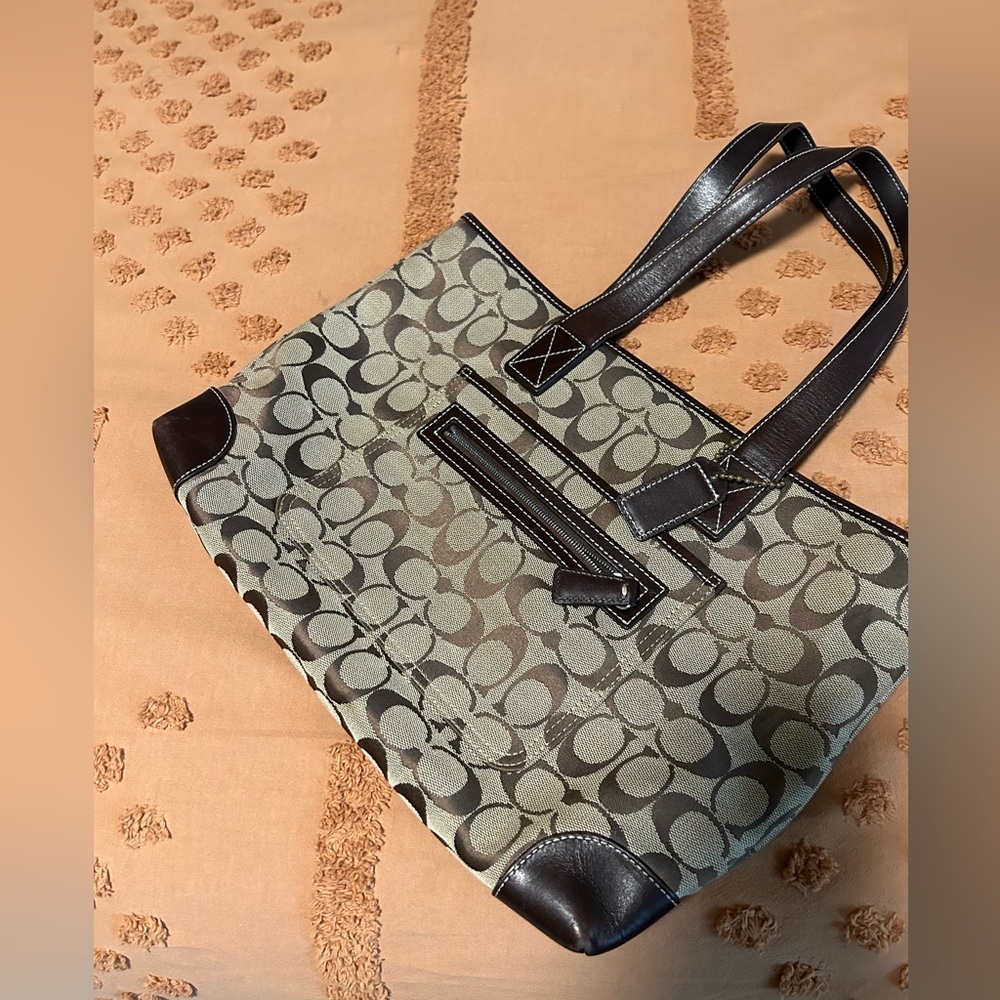 Coach tote